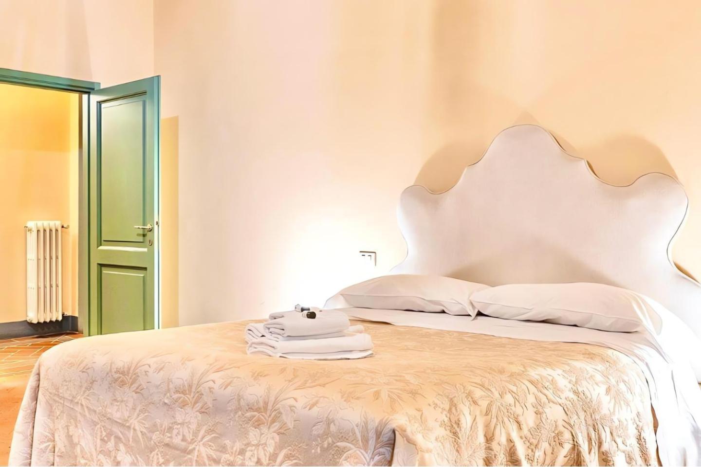 The Luxury Florence Historic Palace Of Santa Croce Esterno foto