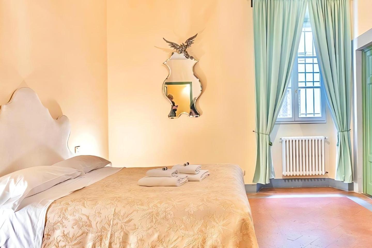 The Luxury Florence Historic Palace Of Santa Croce Esterno foto